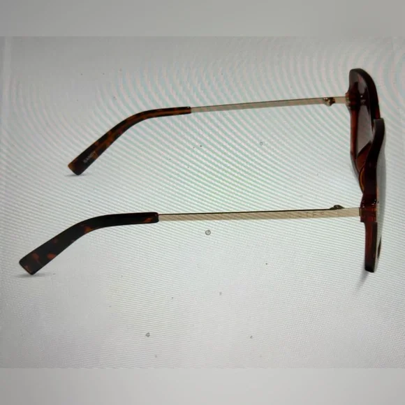 Diff Eyewear Tortoise Shell Square Sunglasses - Picture 3 of 8